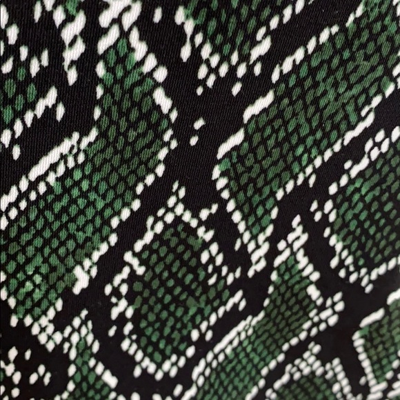 Michael Kors green snakeskin, short sleeve, skater dress, size small - Picture 6 of 9